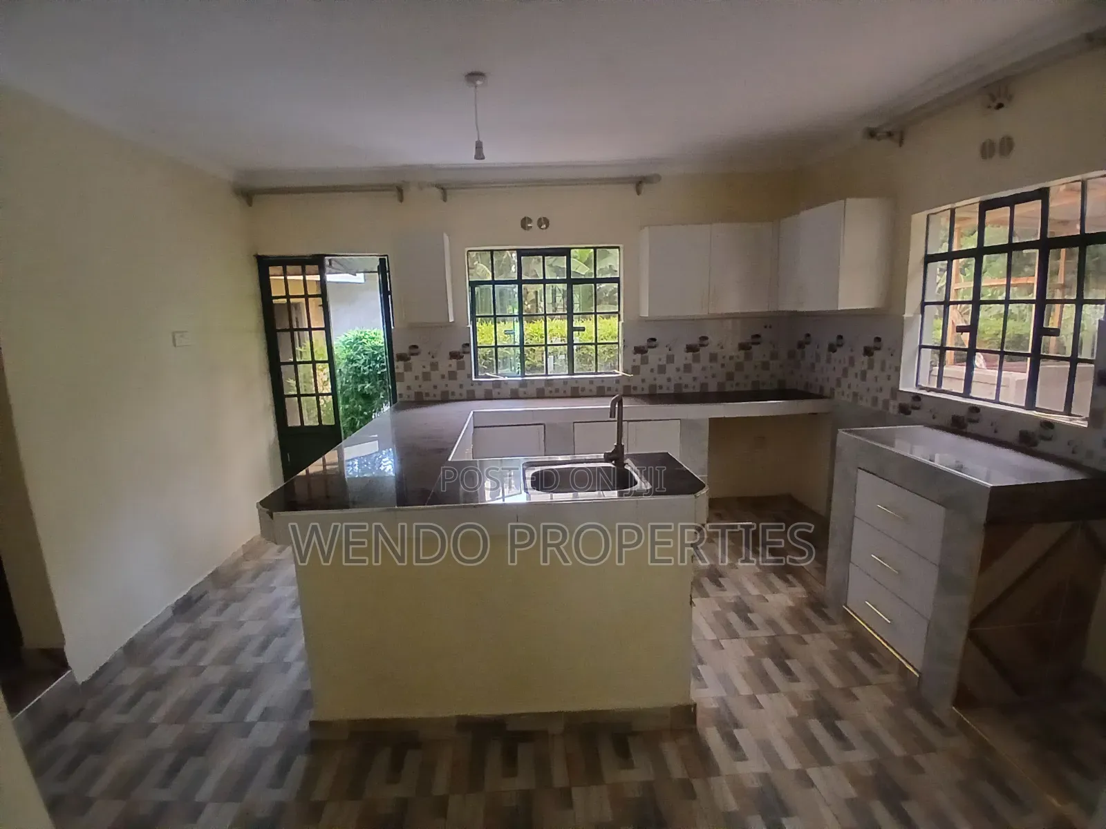 2bdrm Bungalow in Karen for rent in Karen