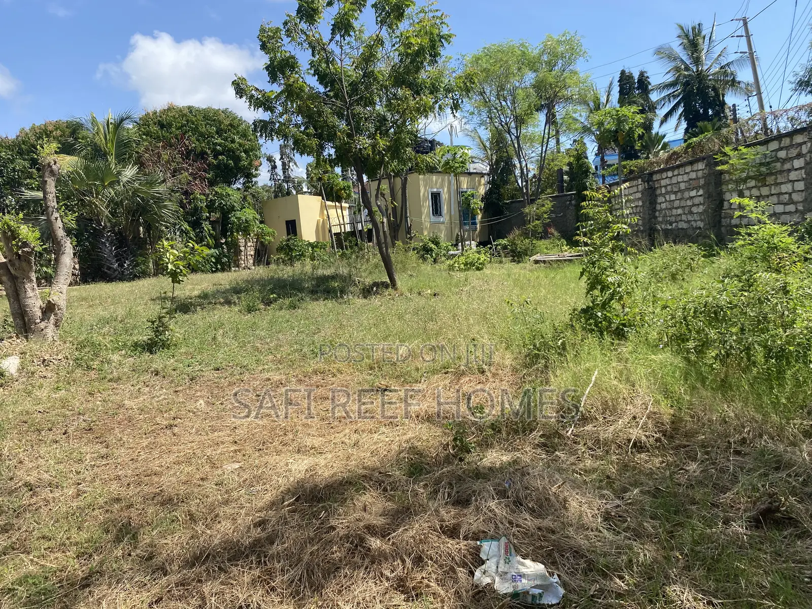 1/2 Acre Prime Plot for Sale Links Road Good for High Rise in Nyali