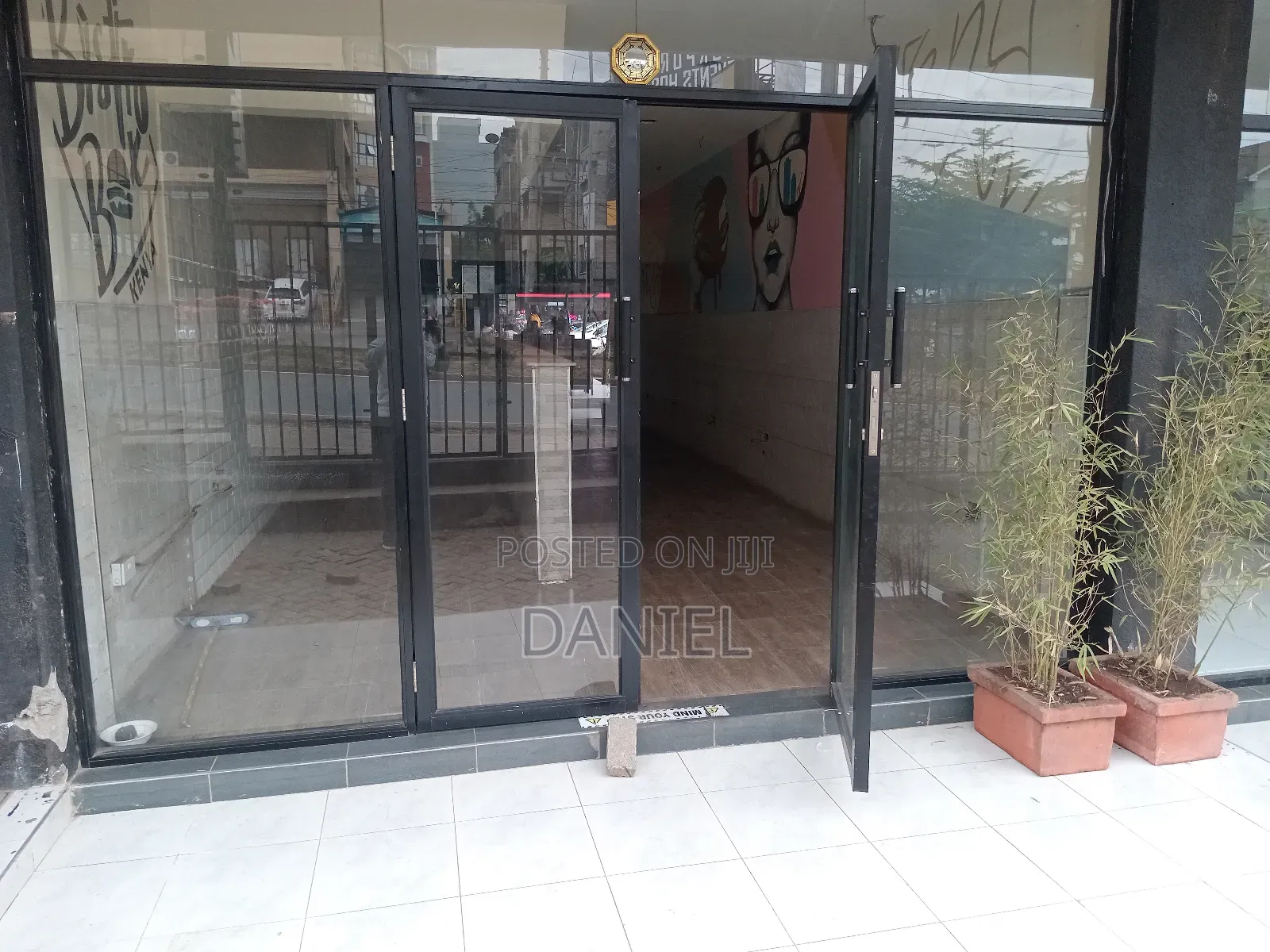 Shop/Showroom to Let in Westlands in Westlands