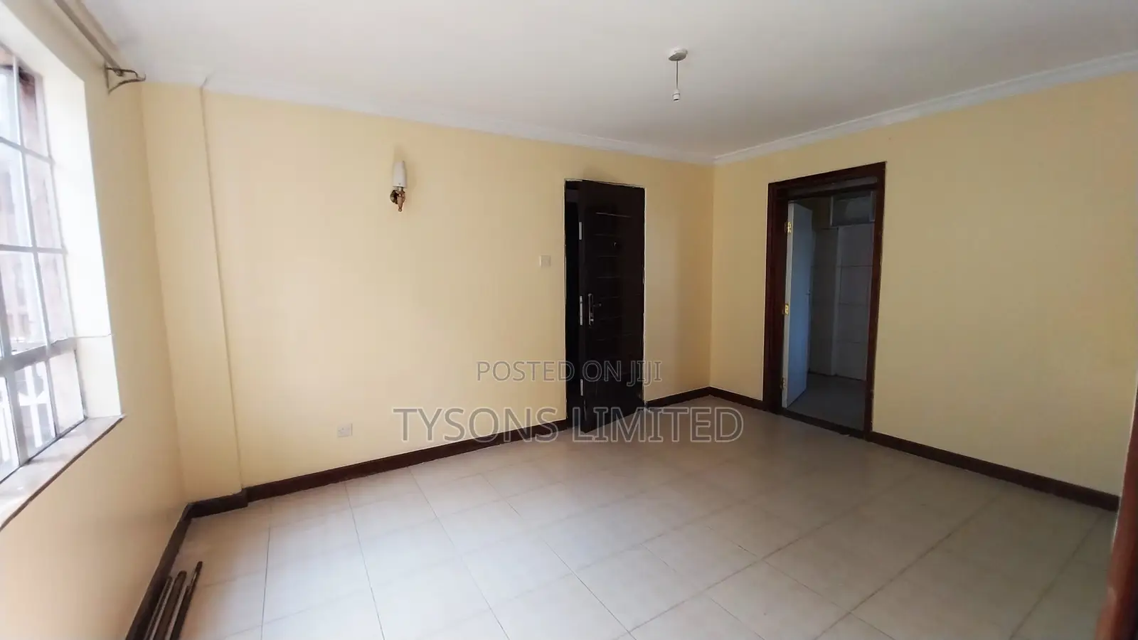 2bdrm Block of Flats in Nairobi West, Madaraka for sale in Madaraka