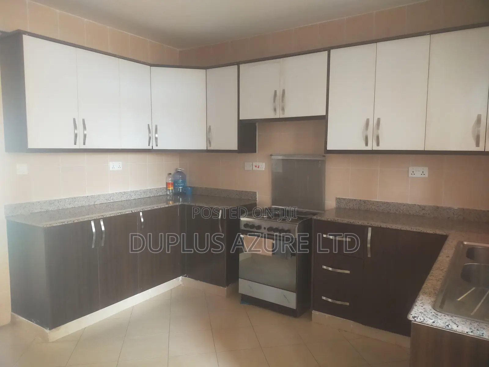 3bdrm Apartment in Hotel 67 Area for sale in Hotel 67 Area
