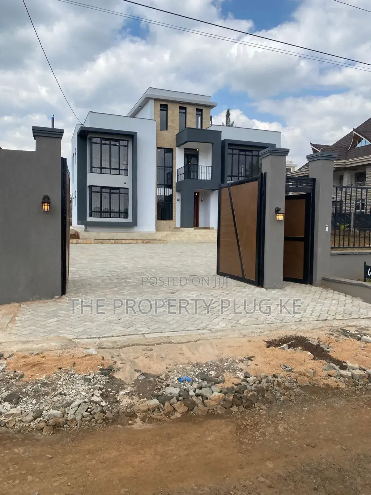 4bdrm House in Mhasibu Daykio, Kimbo for sale in Kimbo