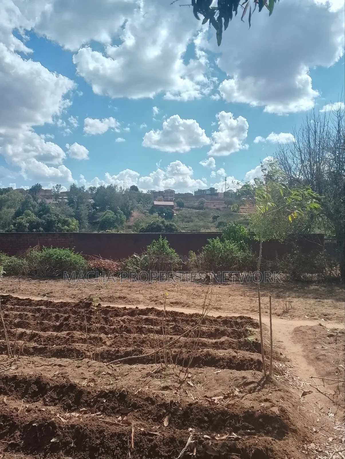 Land for Sale 1 Acre Located Less Than 1km -Machakos CBD in Machakos Town
