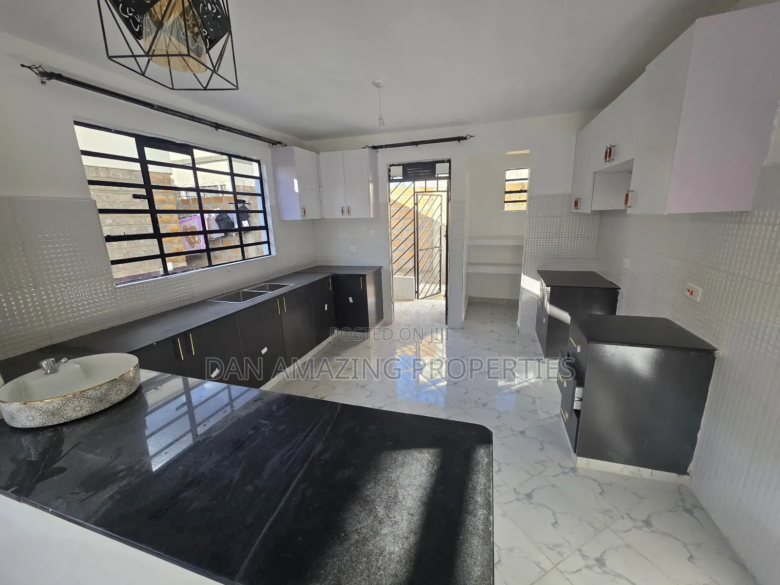 3bdrm Bungalow in Kanisani, Nkoroi for sale in Nkoroi
