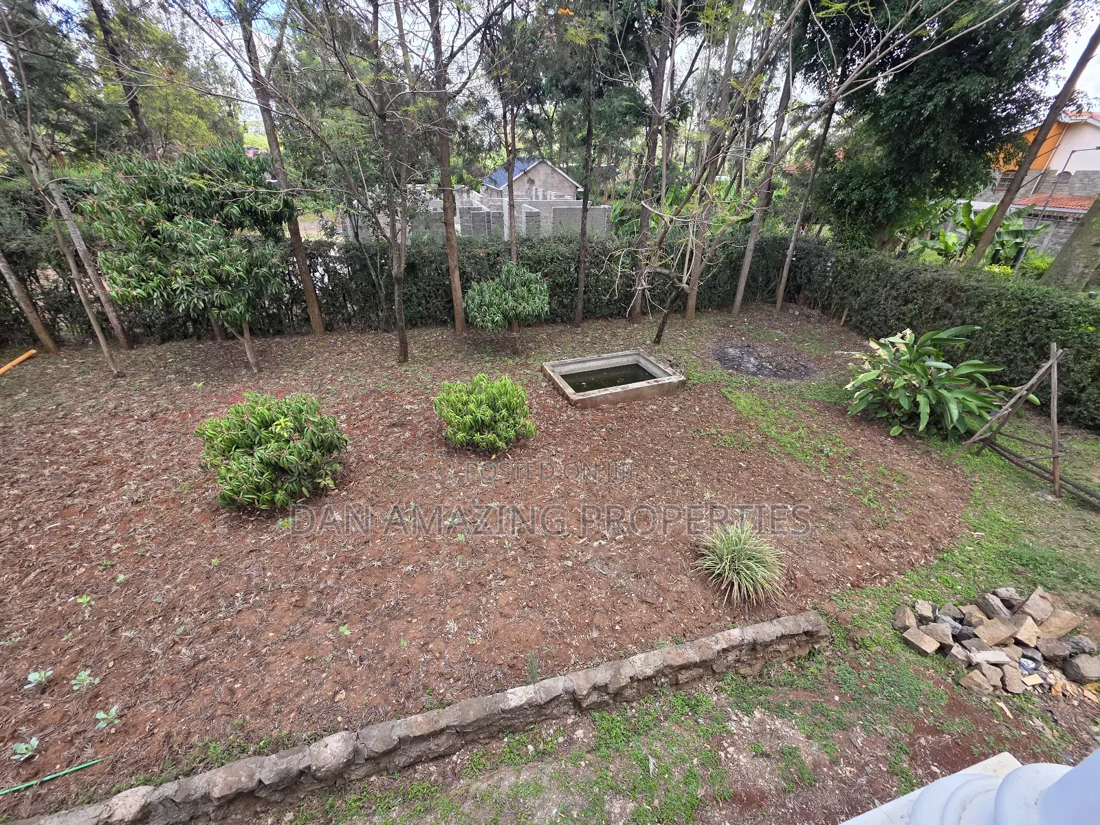 5bdrm Maisonette in Thome On 1/2 Acre for sale in Thome