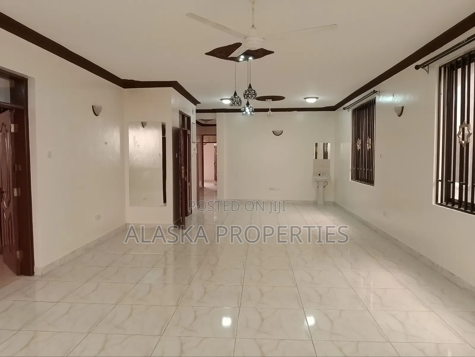 4bdrm Apartment in Beach Road Estate, Nyali for rent in Nyali