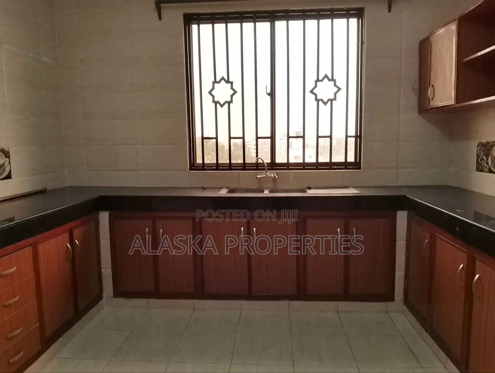 4bdrm Apartment in Beach Road Estate, Nyali for rent in Nyali