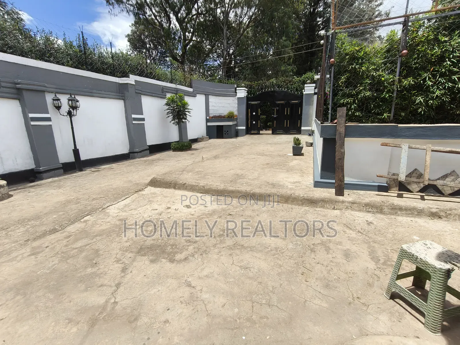 3bdrm Bungalow in Kerarapon Drive for rent in Kerarapon