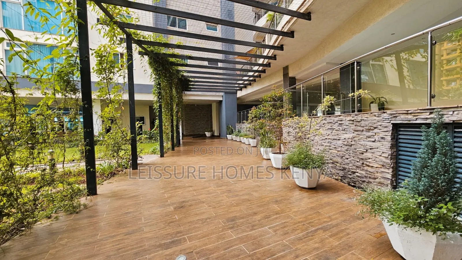 3bdrm Apartment in Riverside Drive for sale in Riverside Drive