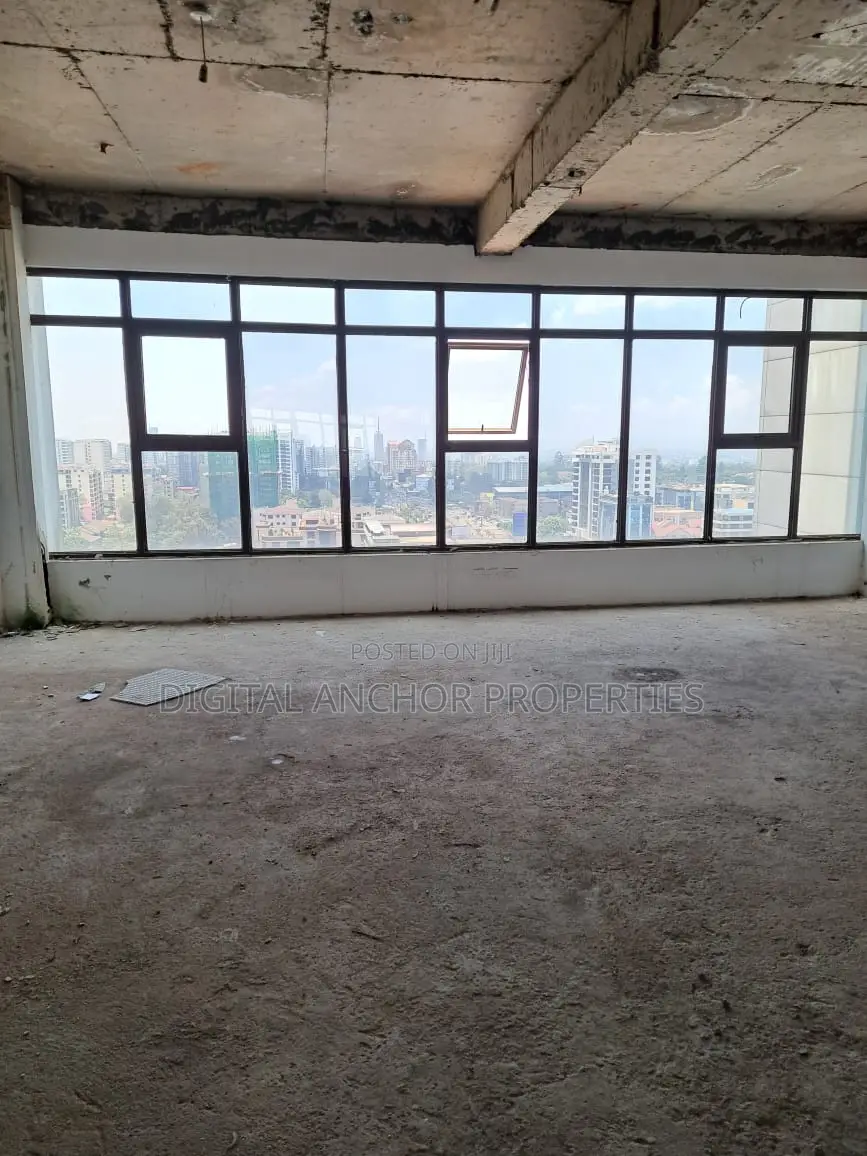 Office Space for Sale - 1221sqft Ngong Road in Hurlingham