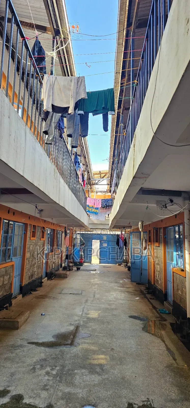 20bdrm Block of Flats in Kimumu for sale in Kimumu
