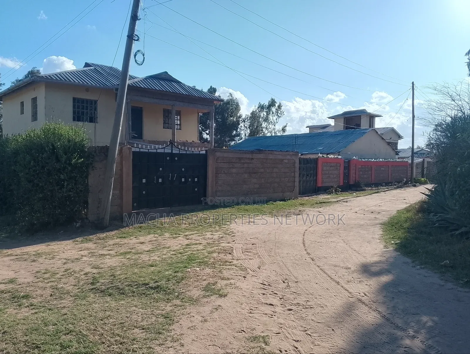 For Sale 50 by 100ft-Machakos Mavivye Market. in Machakos Town