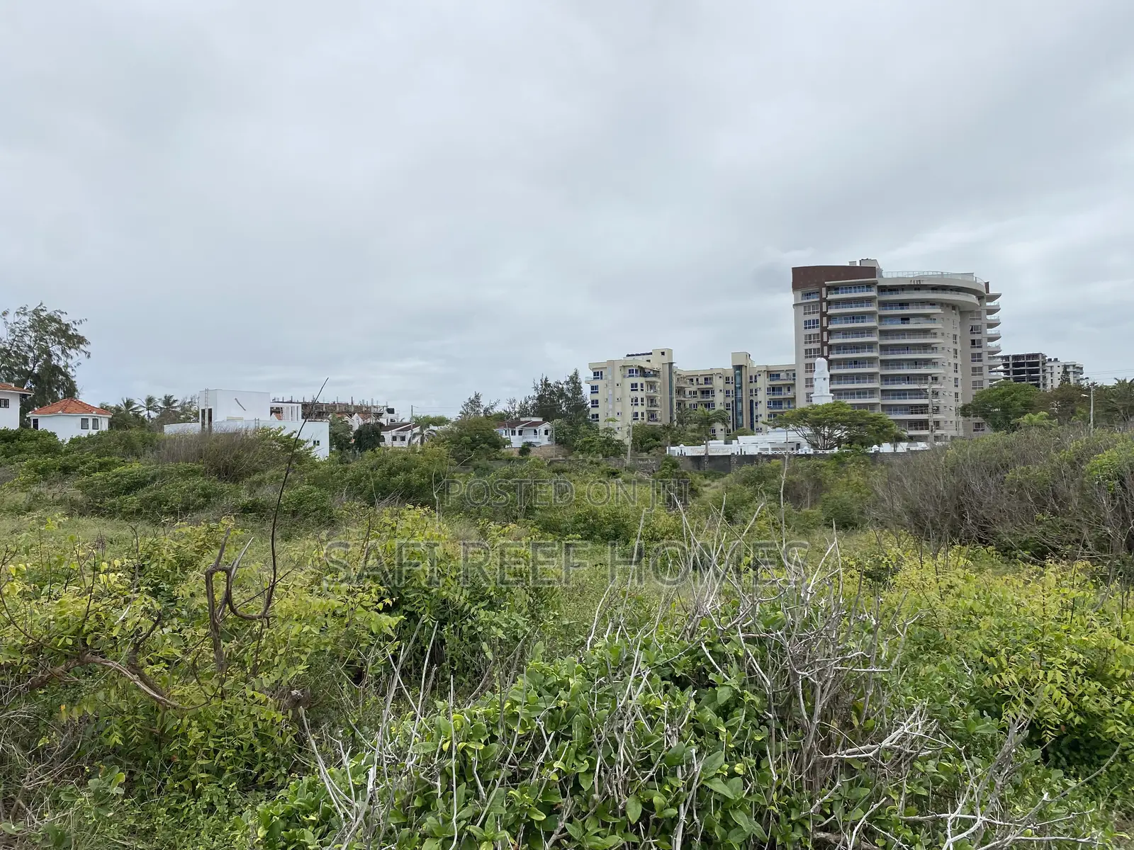 1 Acre Rectangle Seafront Property for Sale in Nyali in Nyali