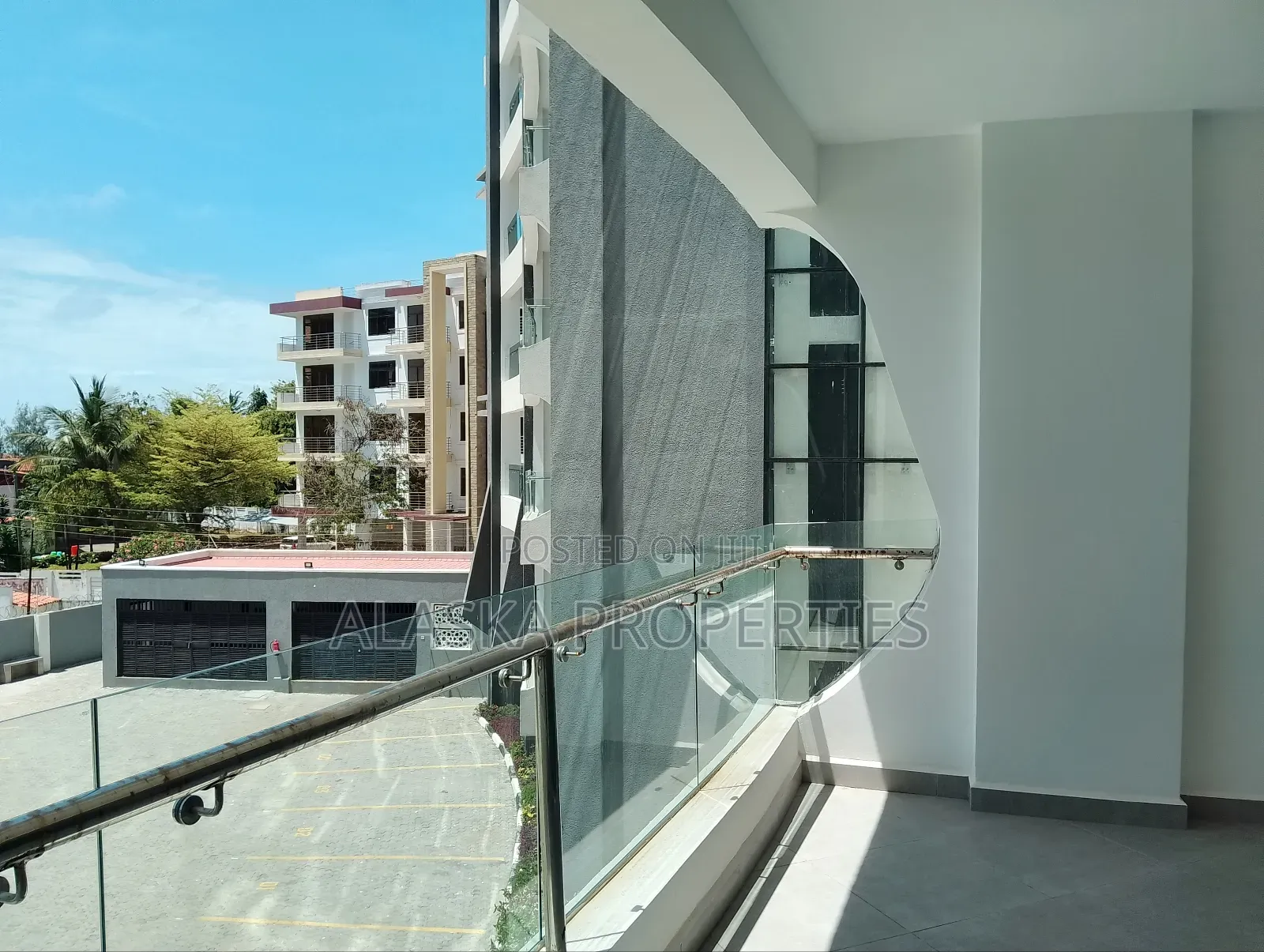 4bdrm Apartment in Nyali Estate for sale in Nyali