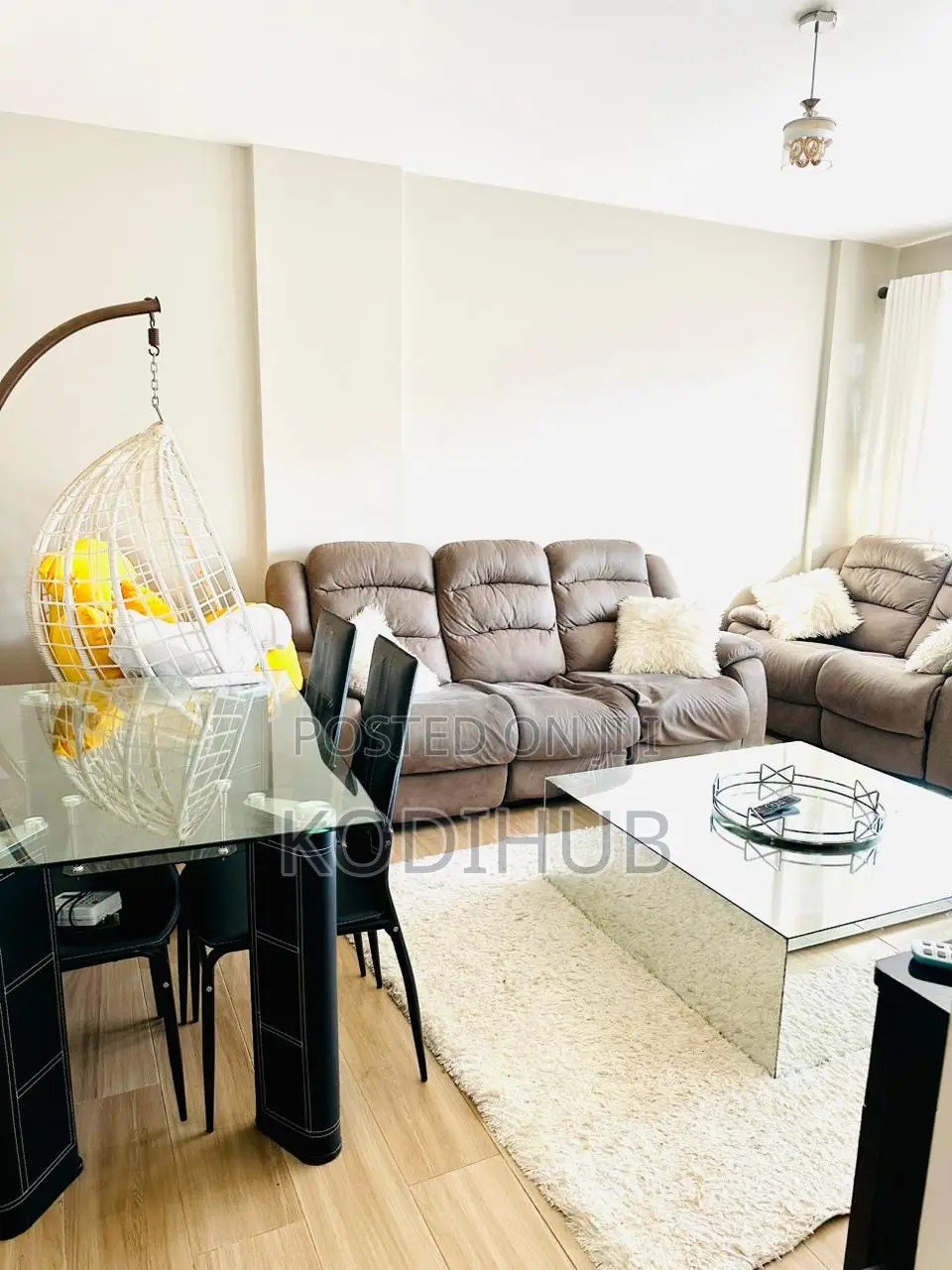 2 Bedroom Airbnb TRM Drive in Roysambu