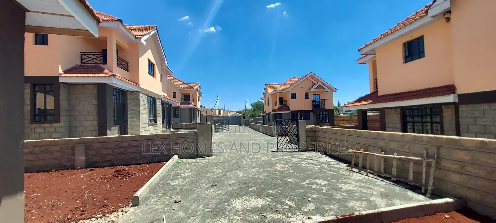 4bdrm Maisonette in Rimpa for sale in Rimpa