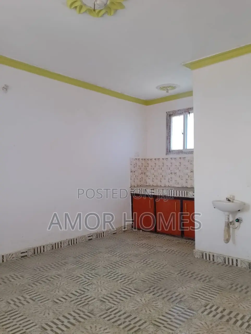1bdrm Bedsitter in Vikwatani, Utange for rent in Utange