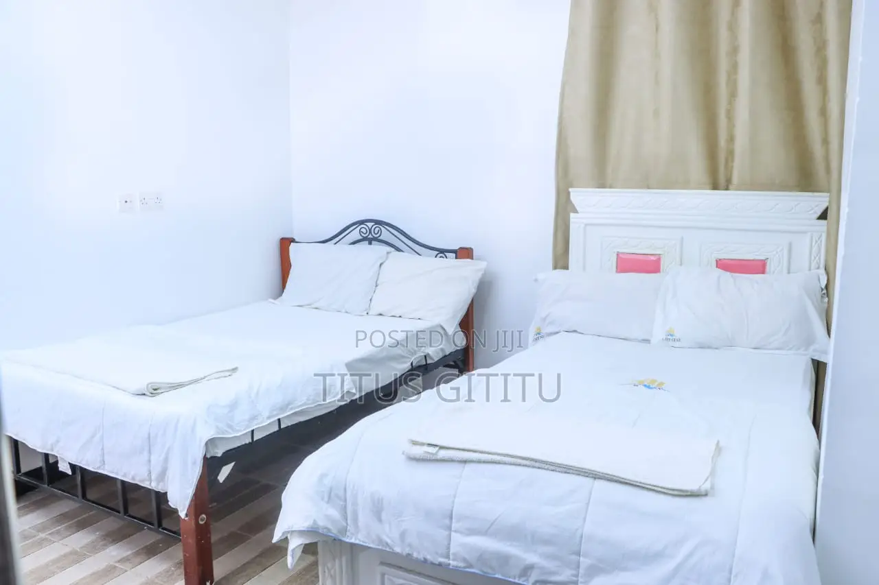 Luxury 4 Bedroom Airbnb in Parklands | 5 Mins to CBD | Furnished in Parklands/Highridge