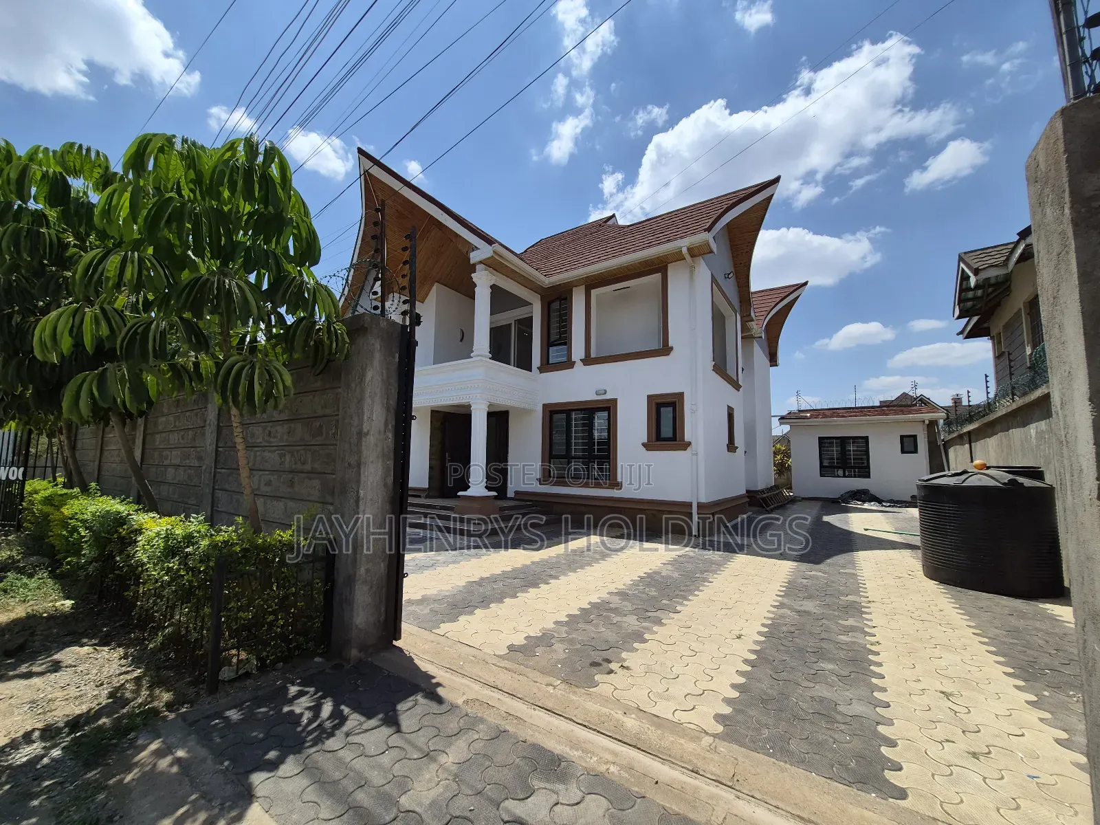 5bdrm House in Kamakis for sale in Kamakis