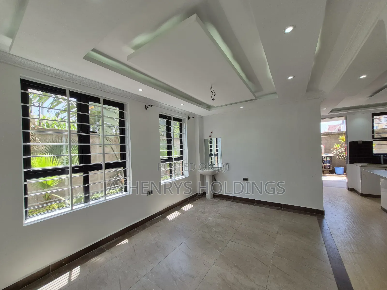 5bdrm House in Kamakis for sale in Kamakis
