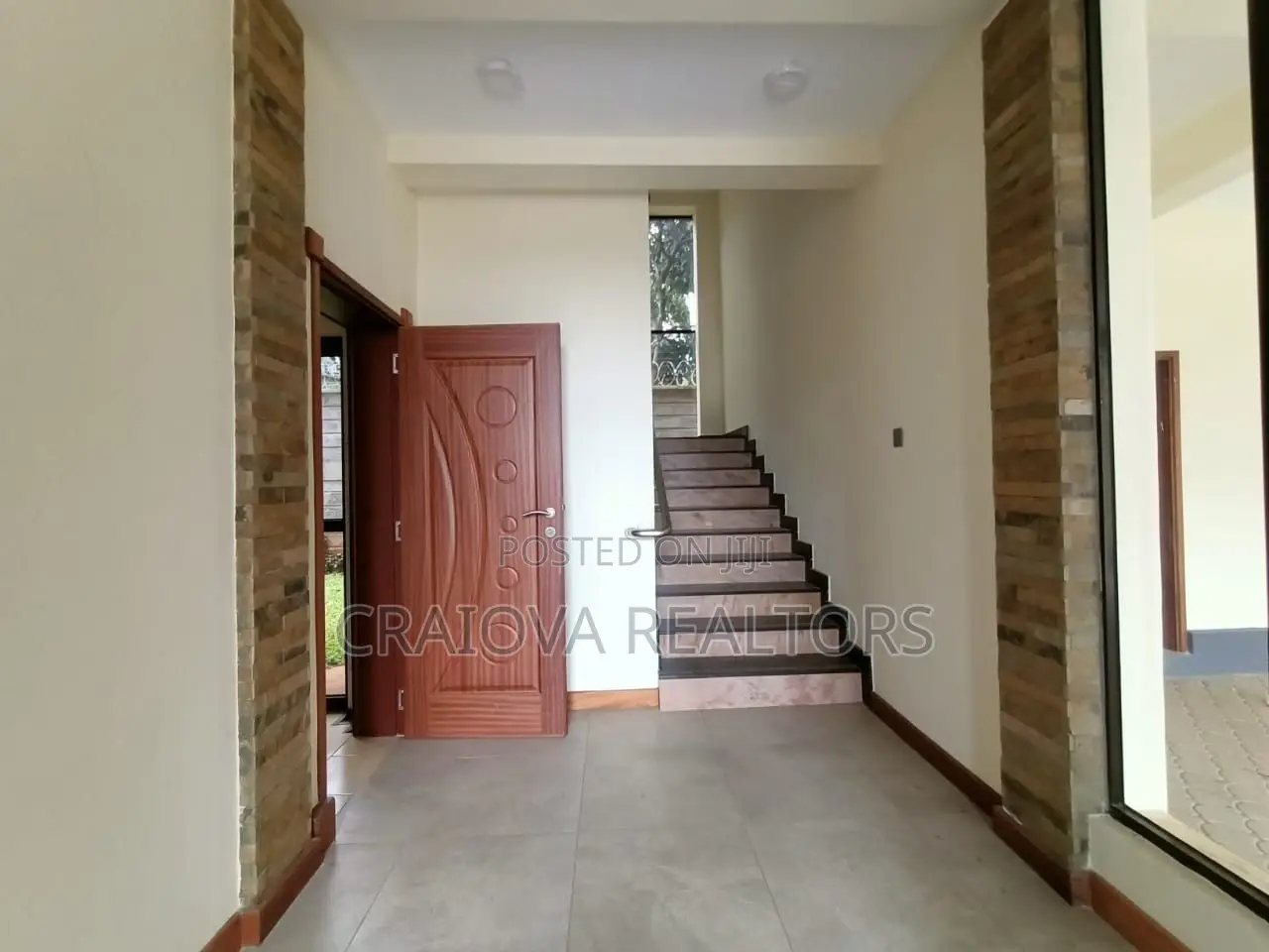 5bdrm Villa in Lavington for sale in Lavington