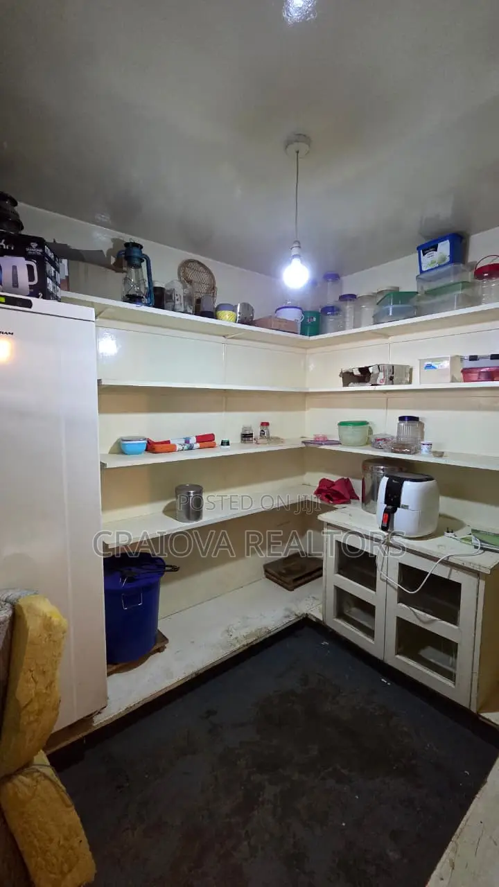 5bdrm Duplex in Parklands/Highridge for rent in Parklands/Highridge