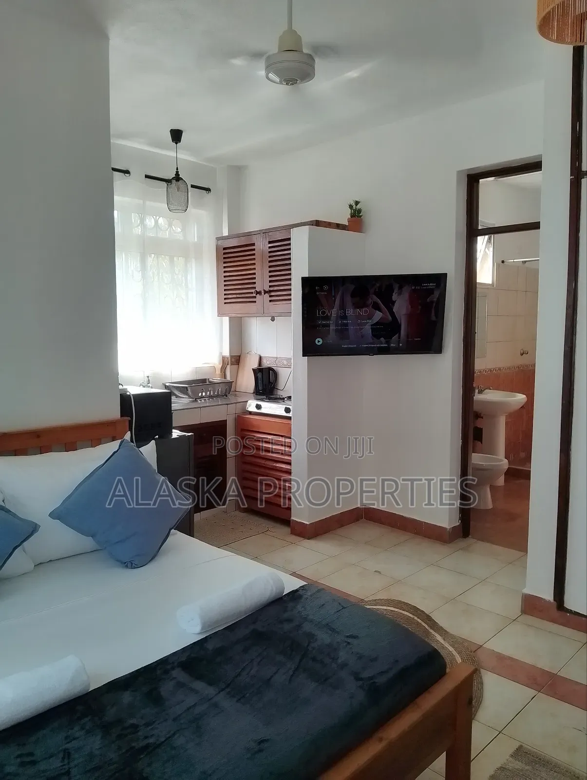 Furnished Studio Apartment to Let in Nyali Beach Road Estate in Nyali
