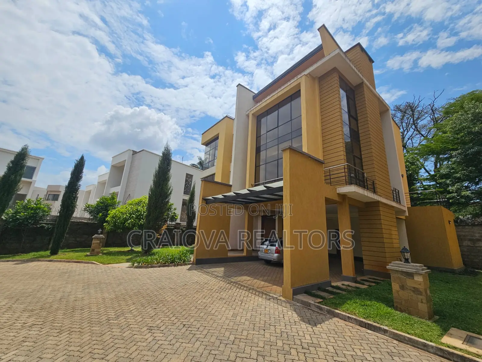 5bdrm Villa in Lavington for sale in Lavington