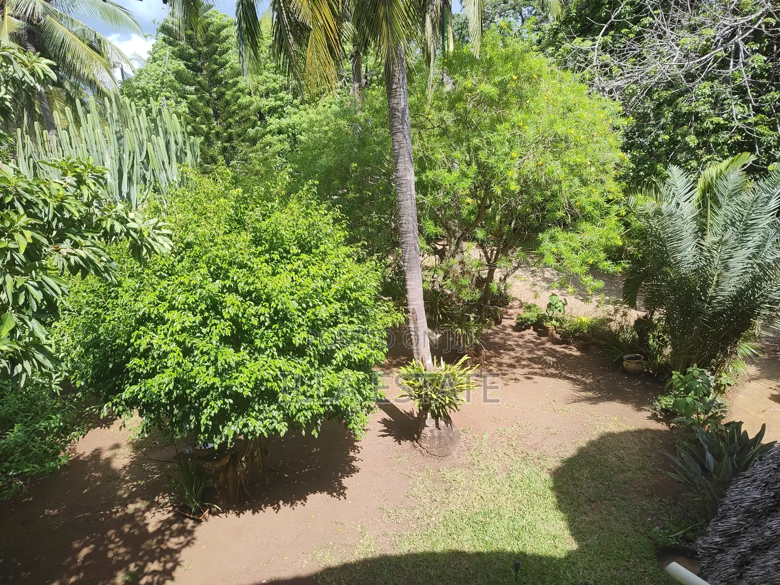 Furnished 3bdrm Villa in Villa Maggy, Diani for sale in Diani