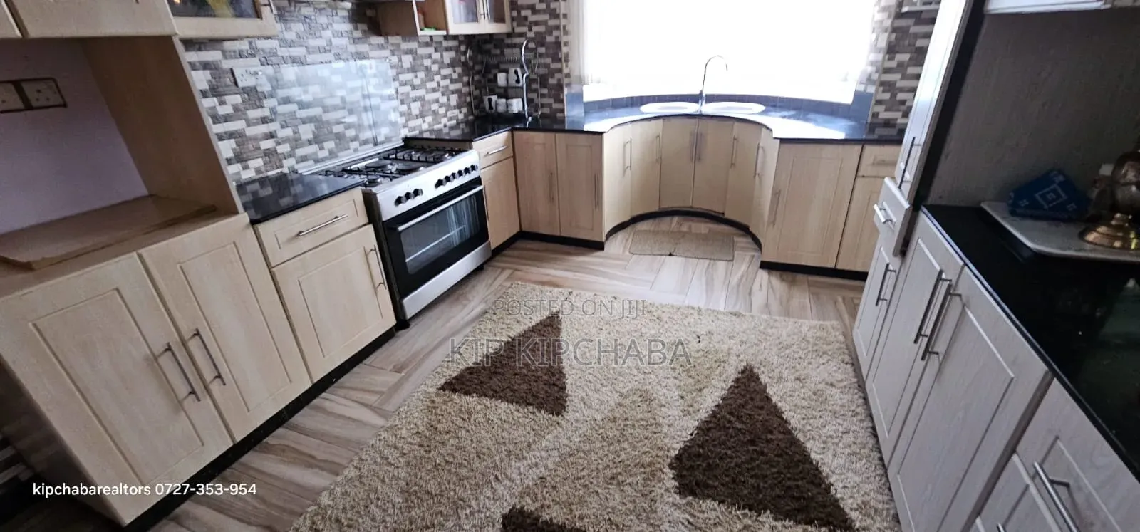 7bdrm Mansion in Hillside for sale in Hillside