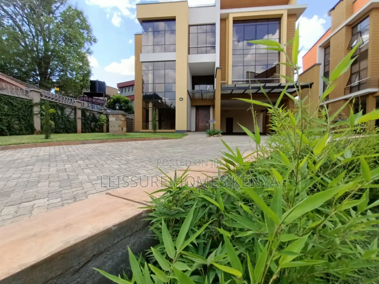 5bdrm Villa in Lavington for sale in Lavington
