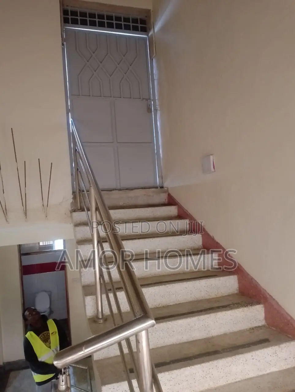 8bdrm Apartment in Vescon-1 for rent in Vescon Estate