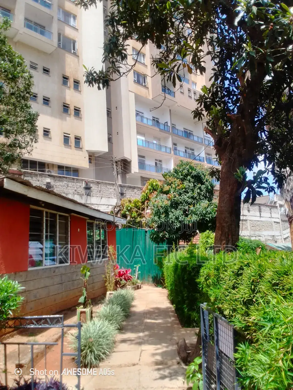 1 Acre in Muthaiga in Ruai
