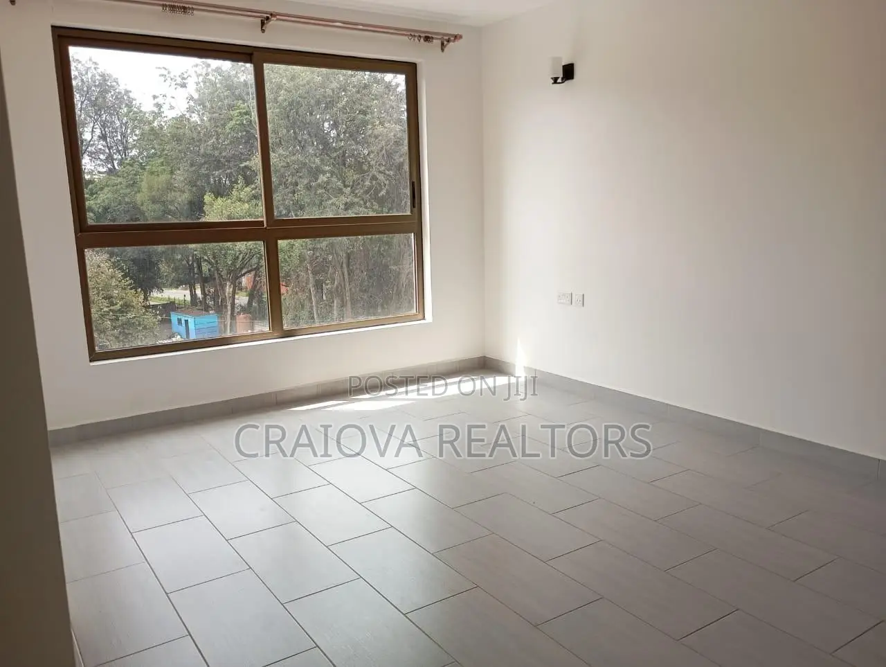 3bdrm Apartment in Muthangari for sale in Muthangari