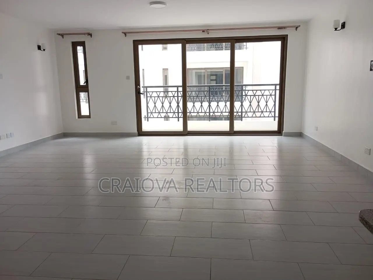 3bdrm Apartment in Muthangari for sale in Muthangari