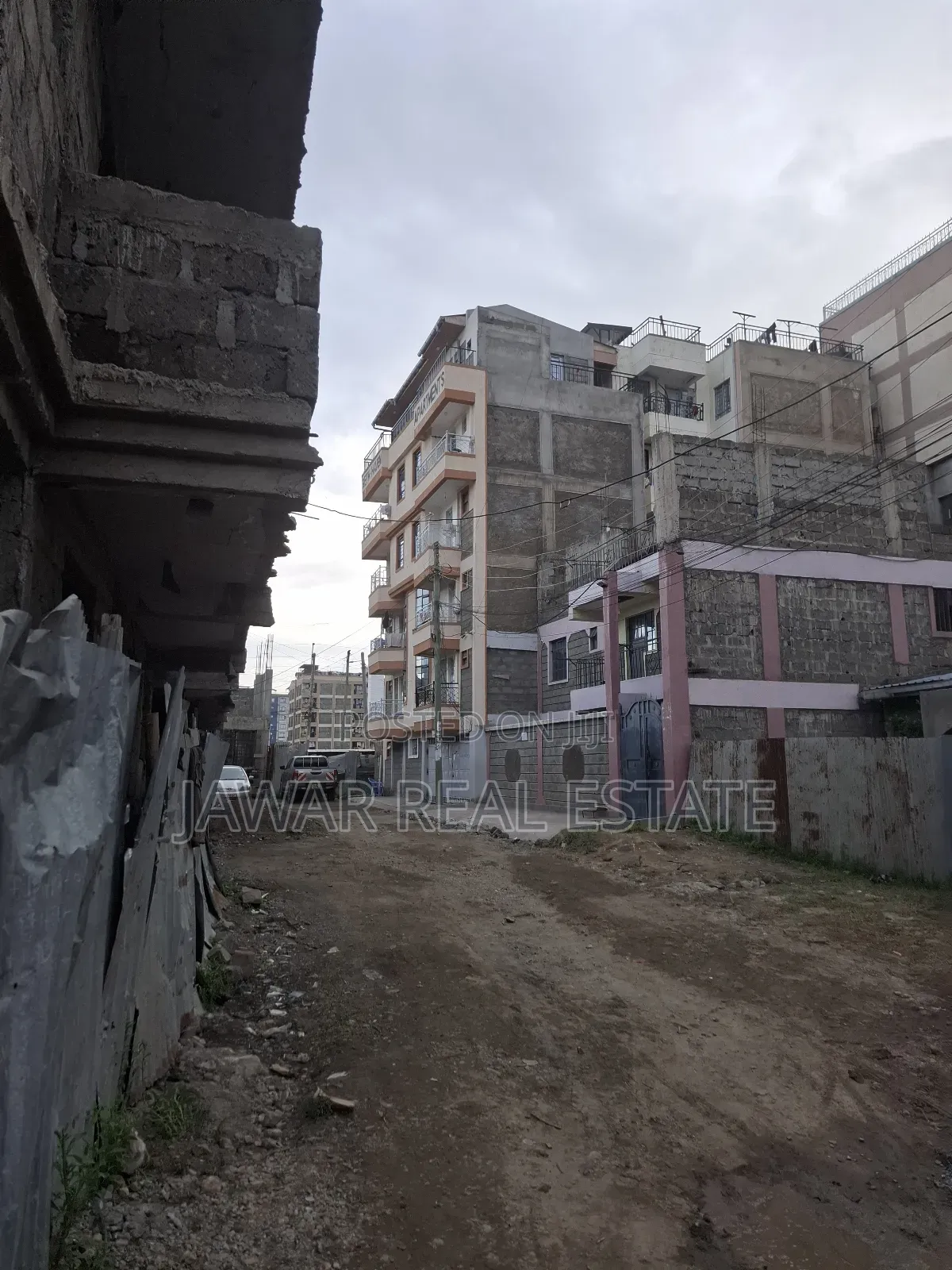 1bdrm Block of Flats in Utawala for sale in Complex Utawala