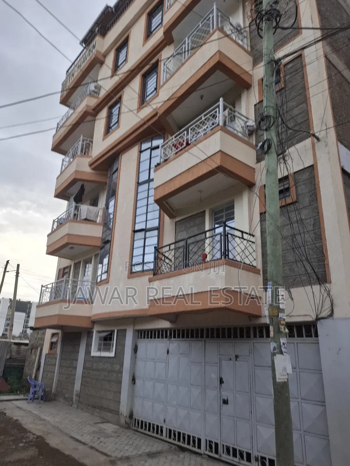1bdrm Block of Flats in Utawala for sale in Complex Utawala