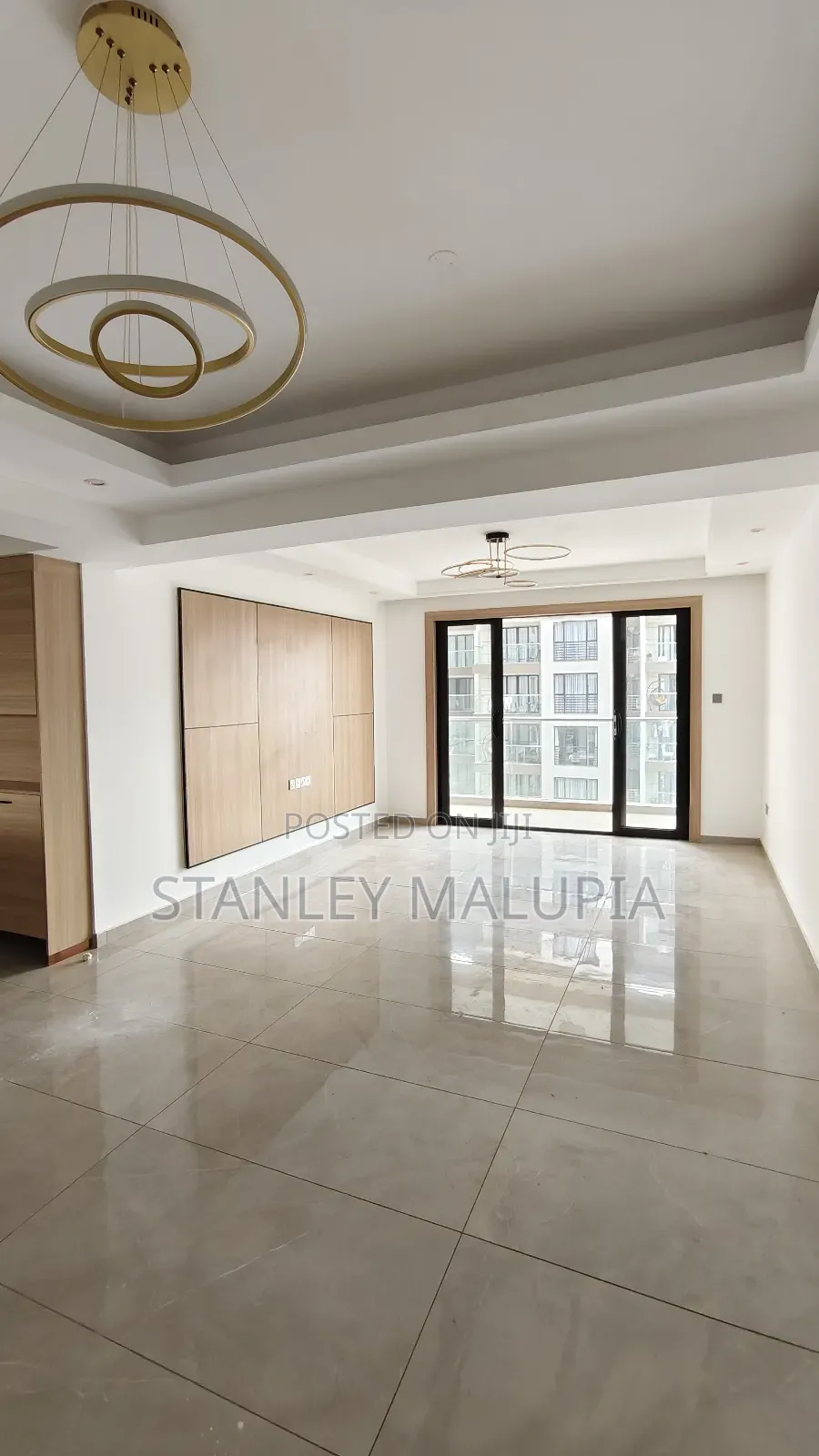 3bdrm Apartment in Riverside for rent in Riverside Drive