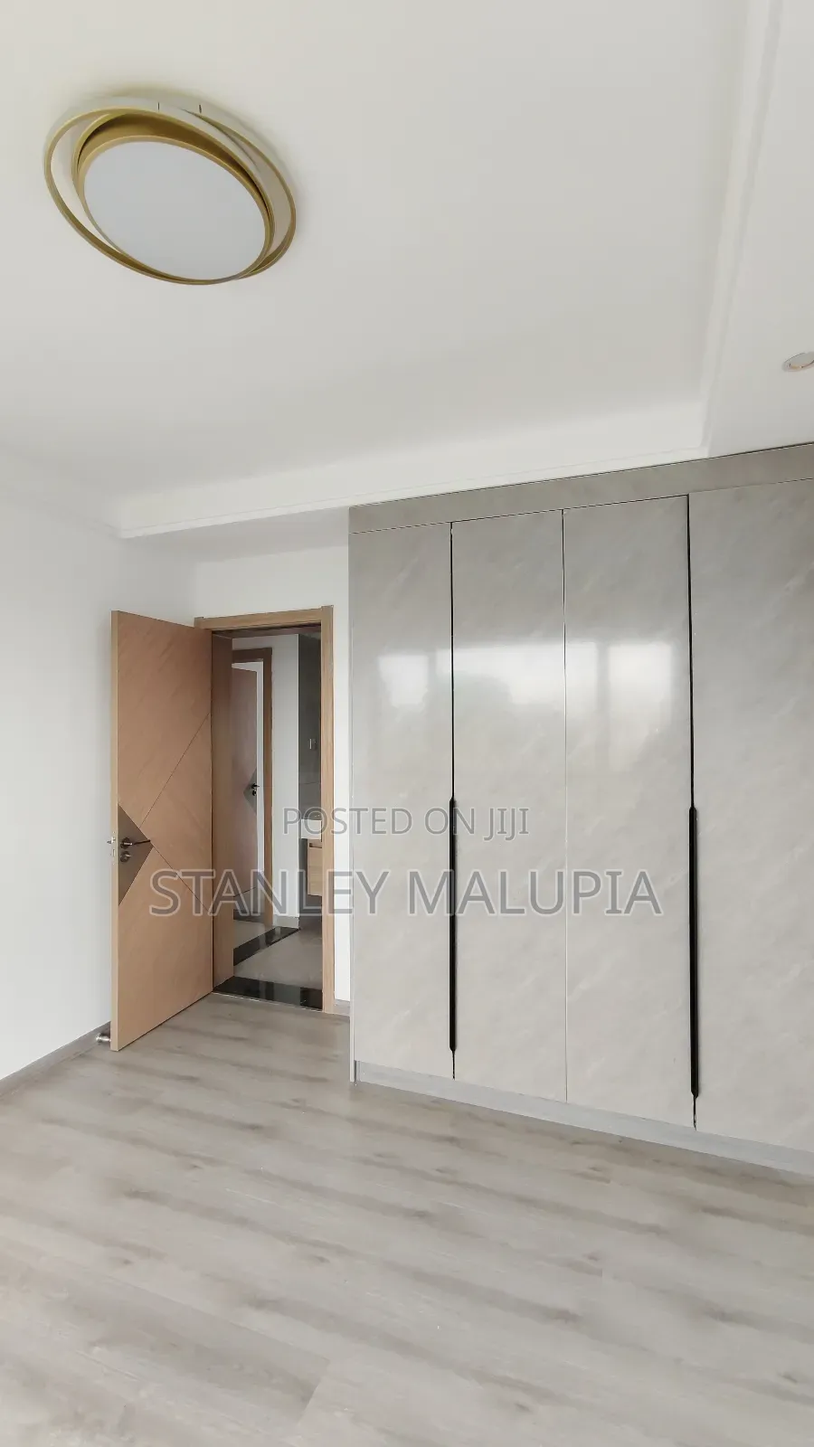 3bdrm Apartment in Riverside for rent in Riverside Drive