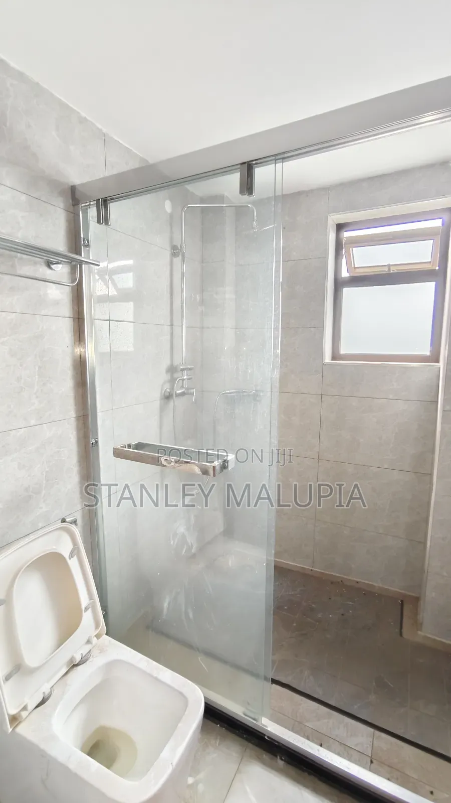 3bdrm Apartment in Riverside for rent in Riverside Drive