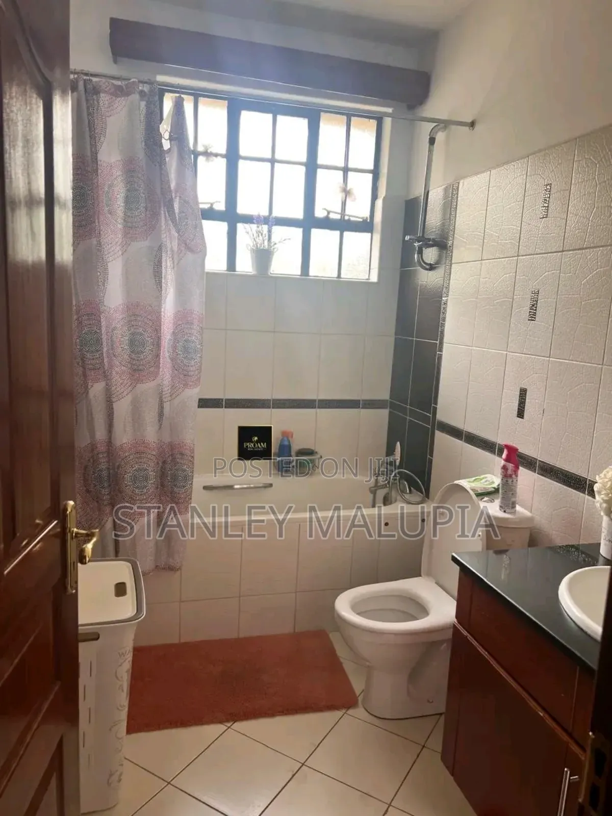 3bdrm Apartment in Rhapta, Raphta Road Area for rent in Raphta Road Area