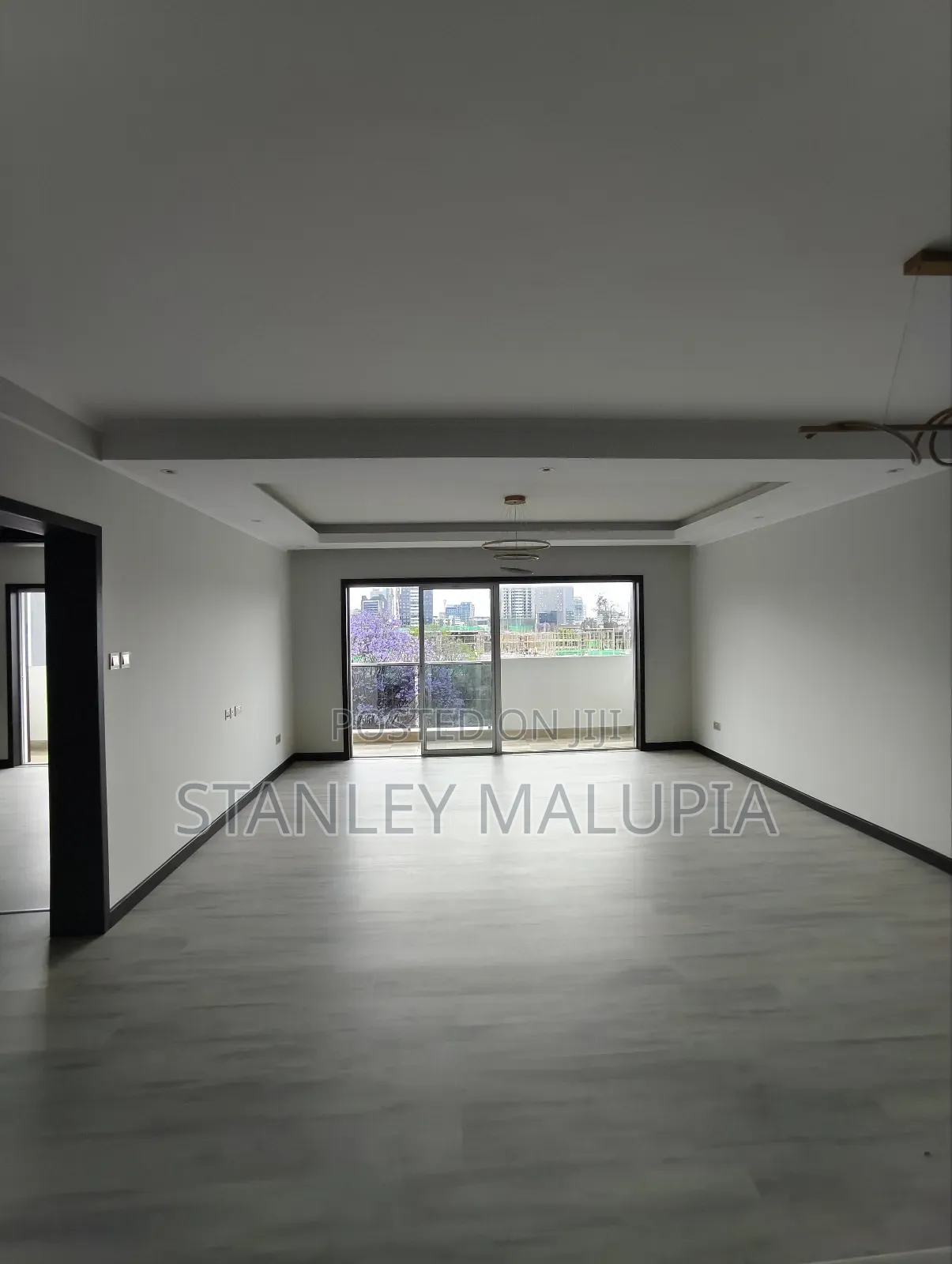 2bdrm Apartment in Riverside for sale in Riverside Drive