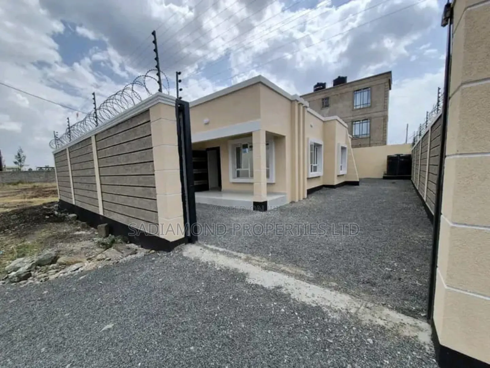 3bdrm Bungalow in Kamakis Corner for sale in Kamakis