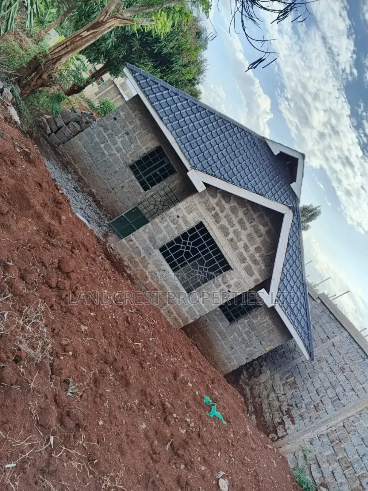 1/8 Acre for Sale in Makenji Near Tarmac in Gatanga
