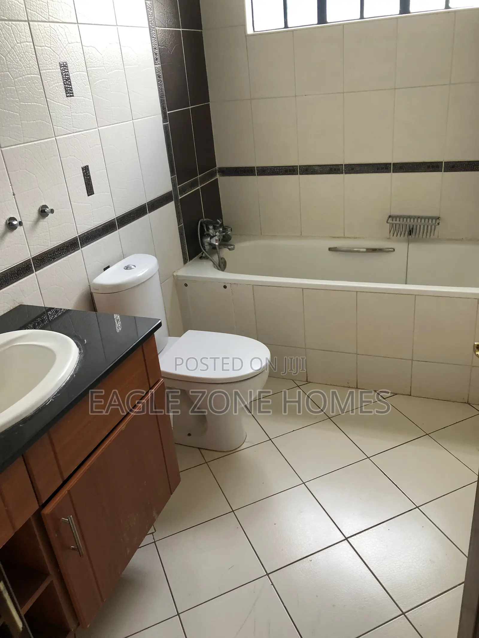 3bdrm Apartment in Rhapta Road for rent in Raphta Road Area