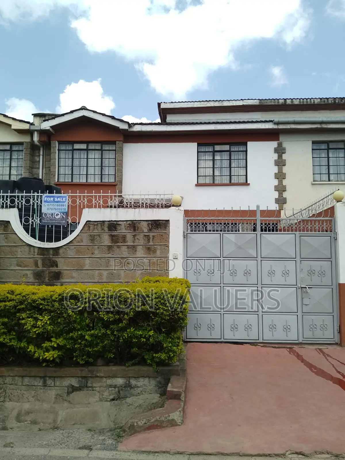4bdrm Maisonette in Donholm, Caltex for sale in Caltex