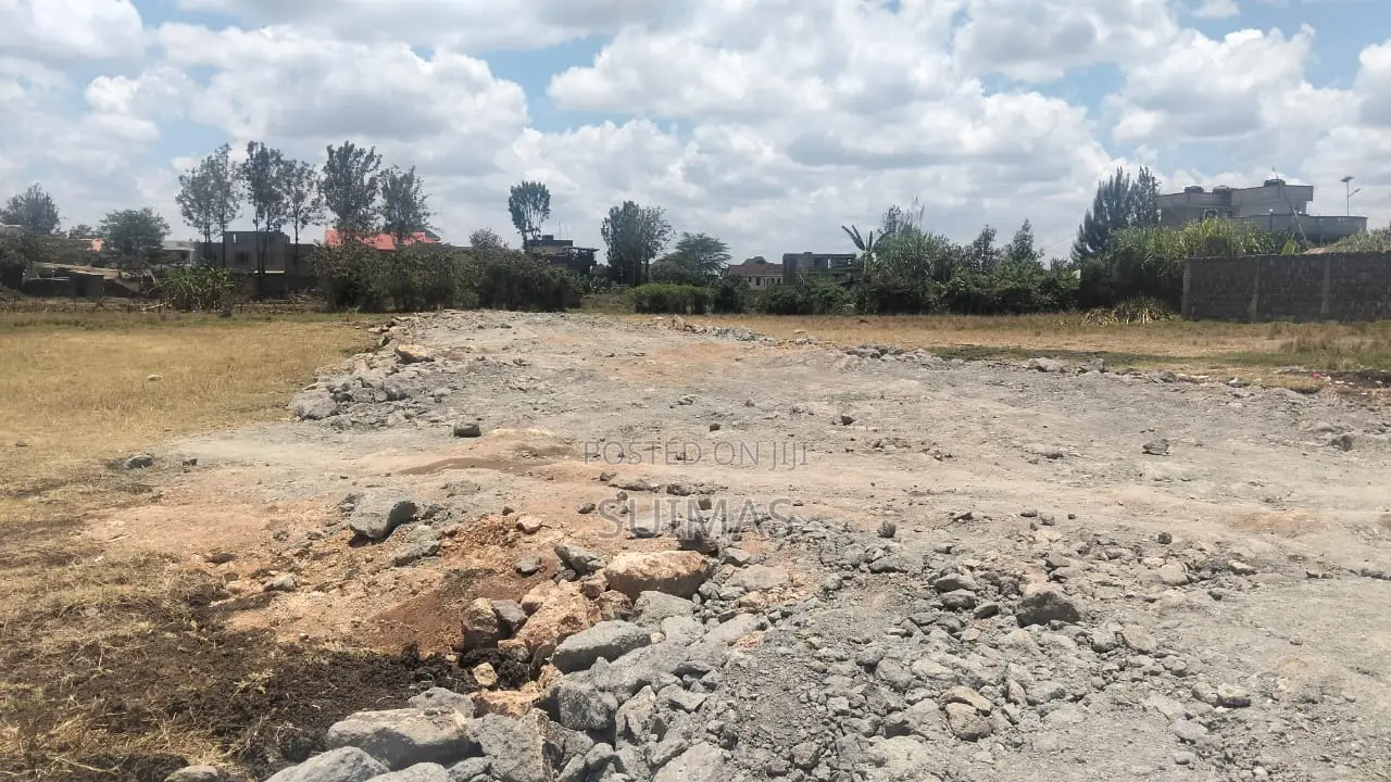 Commercial Land for Sale in Kamakis – 50x100 in Kamakis