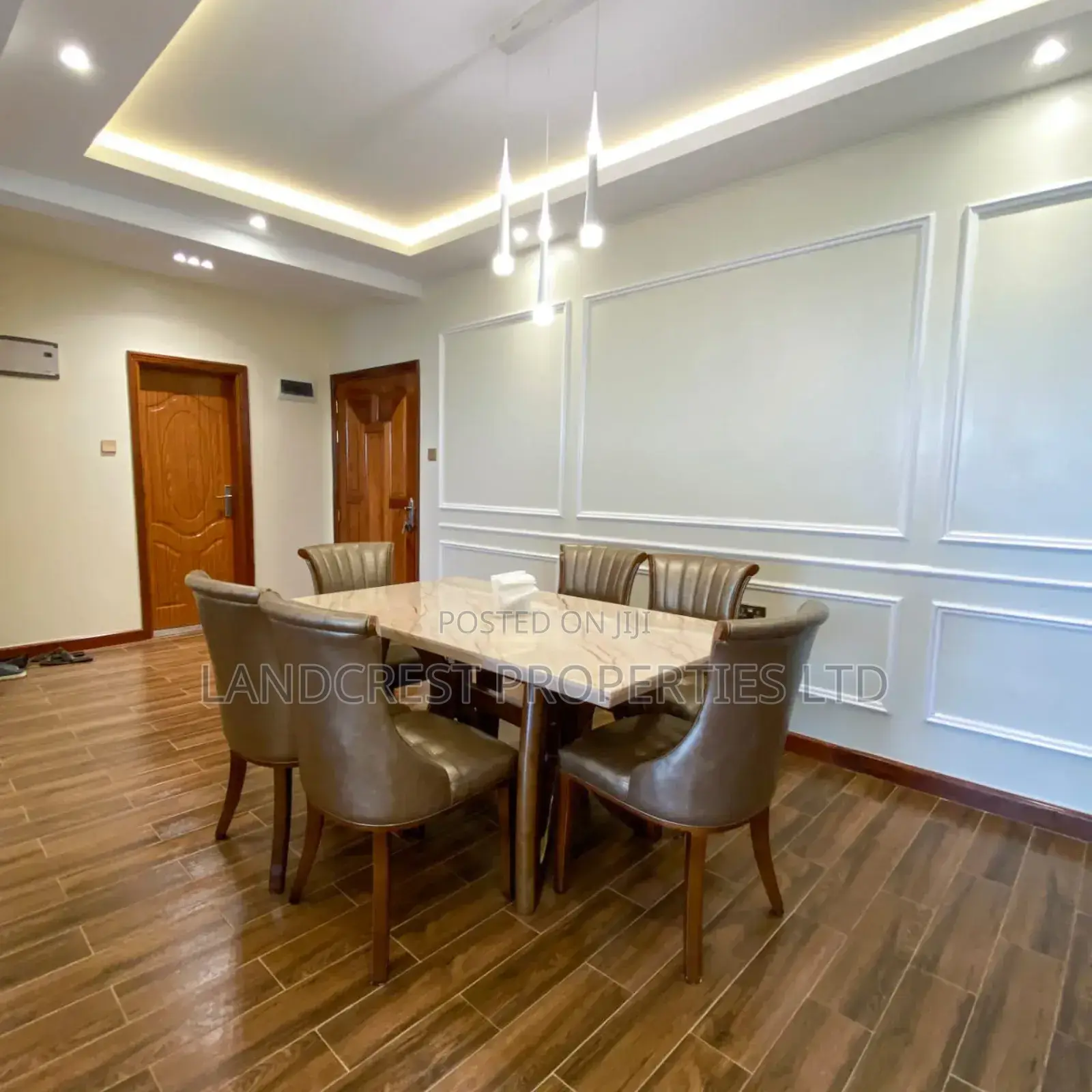 3bdrm Apartment in Lavington for sale in Lavington