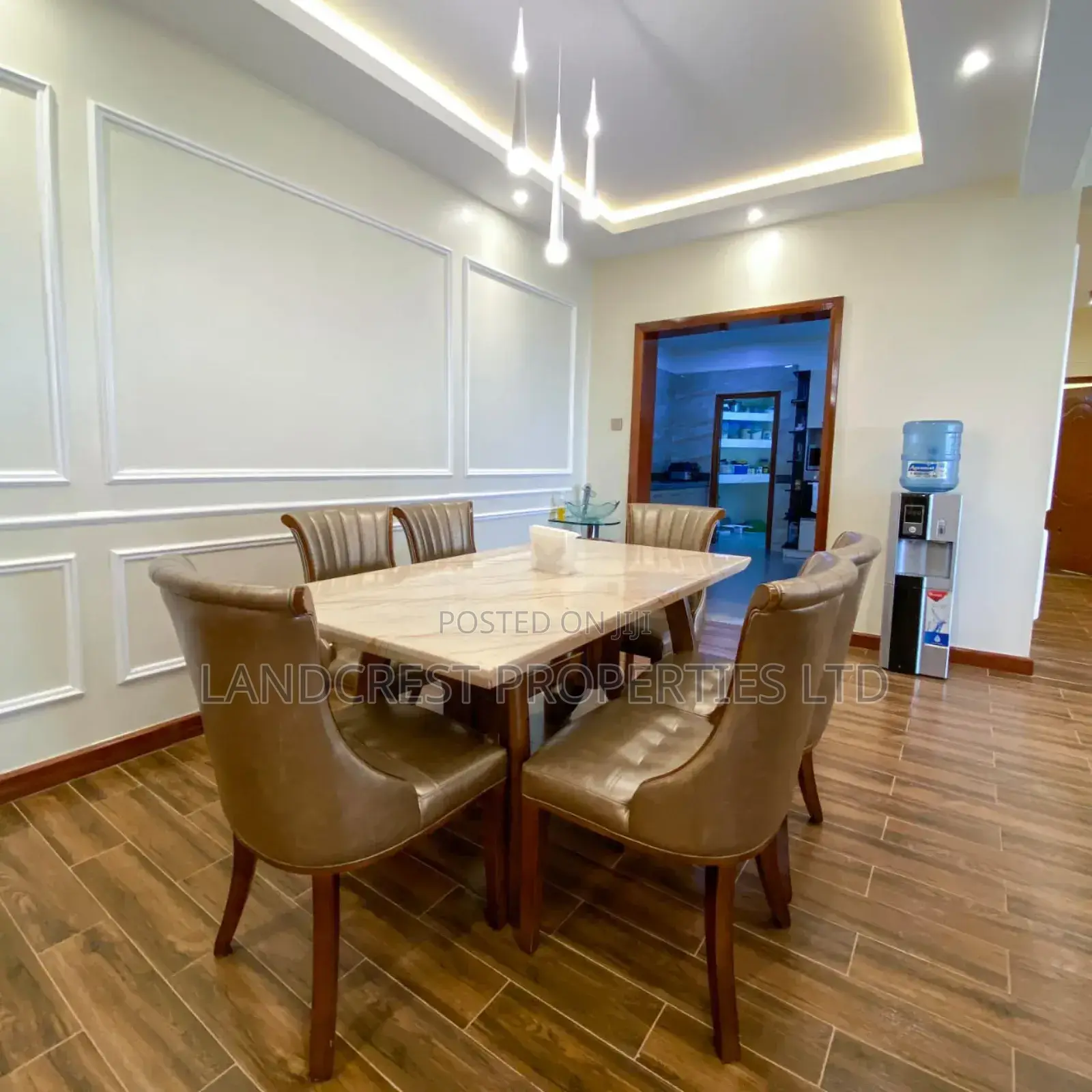 3bdrm Apartment in Lavington for sale in Lavington