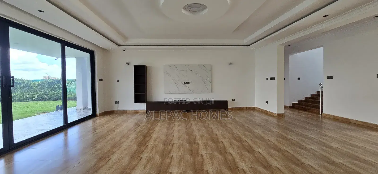 4bdrm Maisonette in Northern Bypass, Membley Estate for sale in Membley Estate
